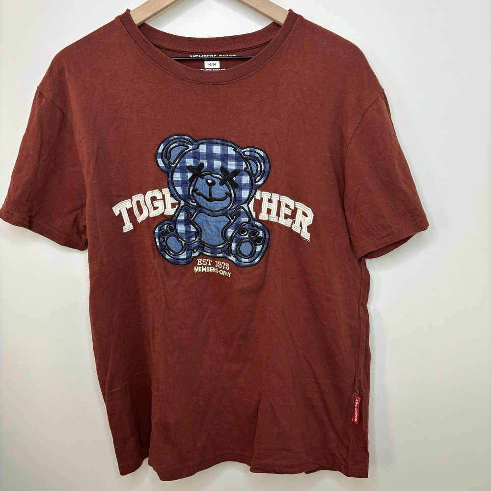 Members Only Bear T Shirt Embroidered Medium Stay Humble EST 1975 Brown Together